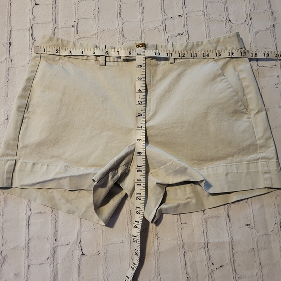 AYR Beige Khaki Shorts Size 8 - Picture 5 of 6